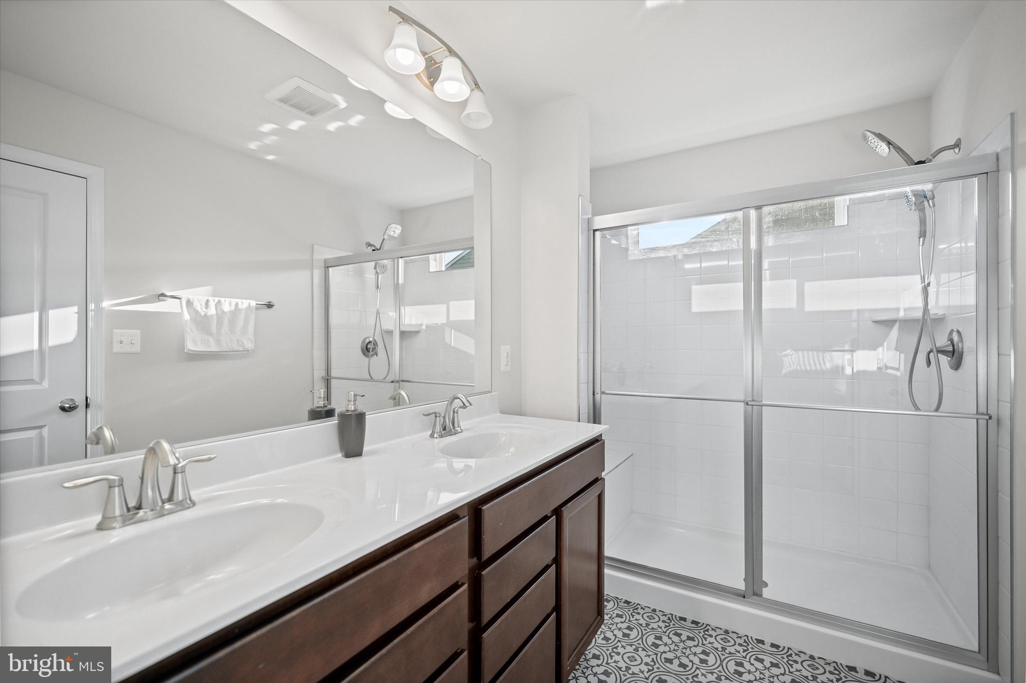 18218 Summit Pointe Drive Triangle, VA 22172 - Photo 18 of 40