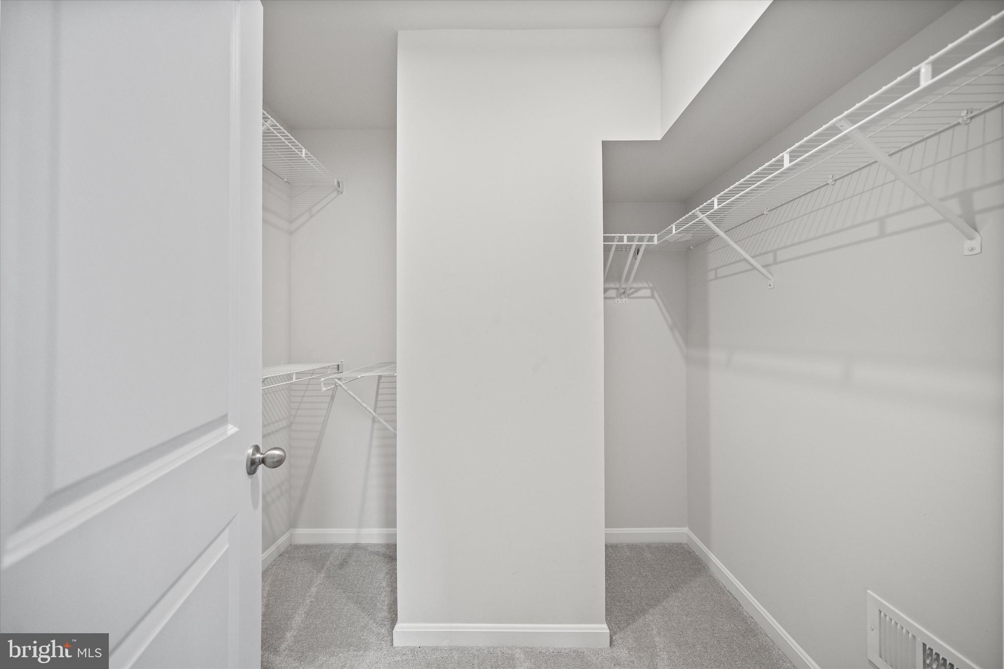 18218 Summit Pointe Drive Triangle, VA 22172 - Photo 19 of 40