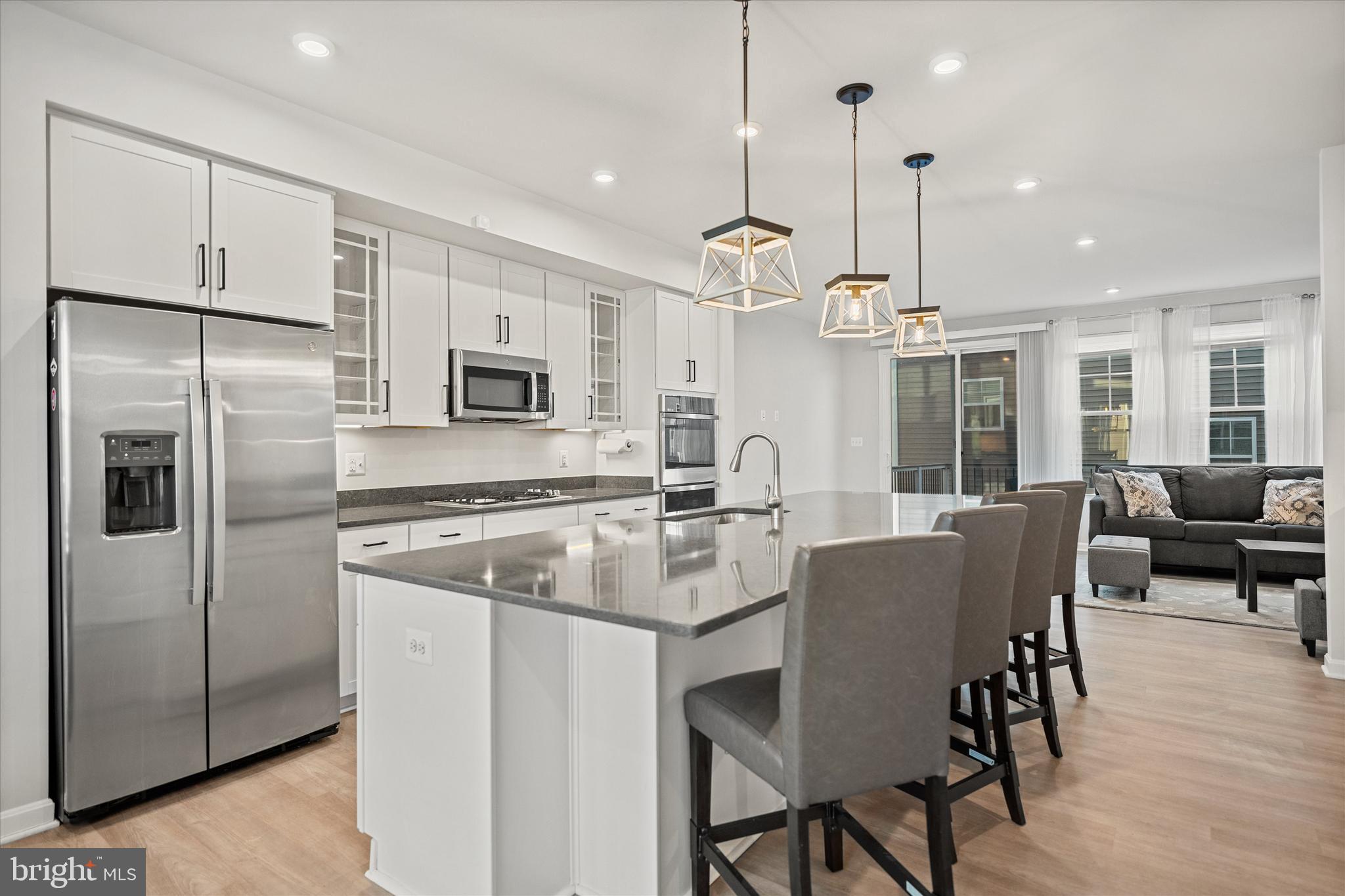 18218 Summit Pointe Drive Triangle, VA 22172 - Photo 6 of 40