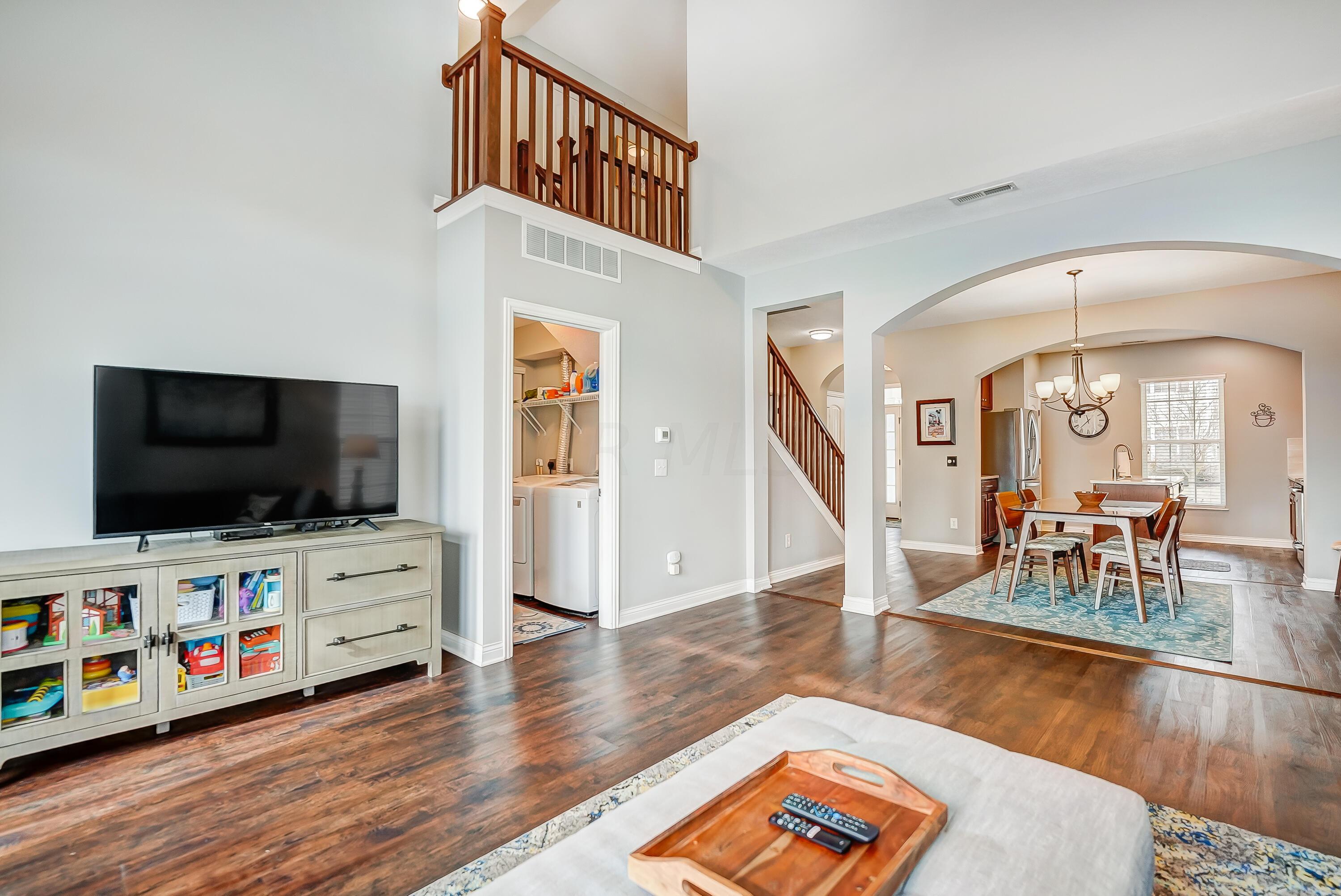 5953 Meehan Road Dublin, OH 43016 - Photo 16 of 63 Great Room