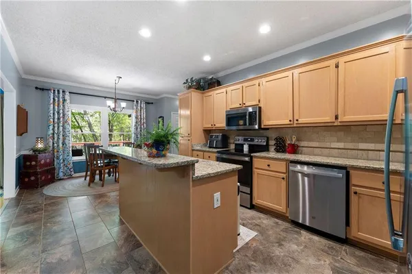 $479,900 | 27 Cliffhanger Pointe Southwest, Cartersville, GA 30120