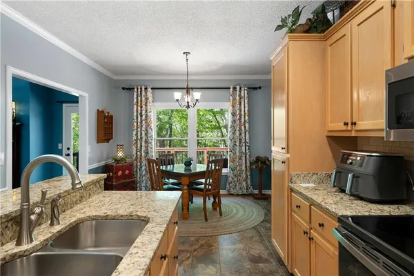$479,900 | 27 Cliffhanger Pointe Southwest, Cartersville, GA 30120