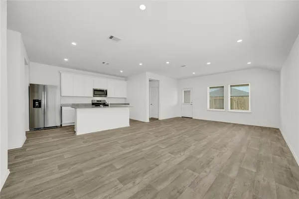 $2,050 | 4235 Bedwyn Bay Drive, Fulshear, TX 77441