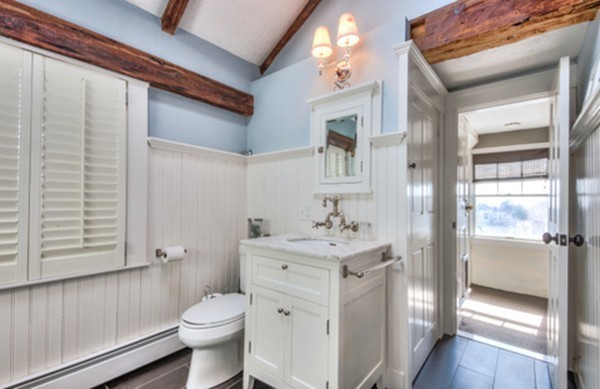 42 R Prospect Street Marblehead, MA 01945 - Photo 20 of 30