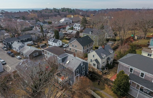 42 R Prospect Street Marblehead, MA 01945 - Photo 6 of 30