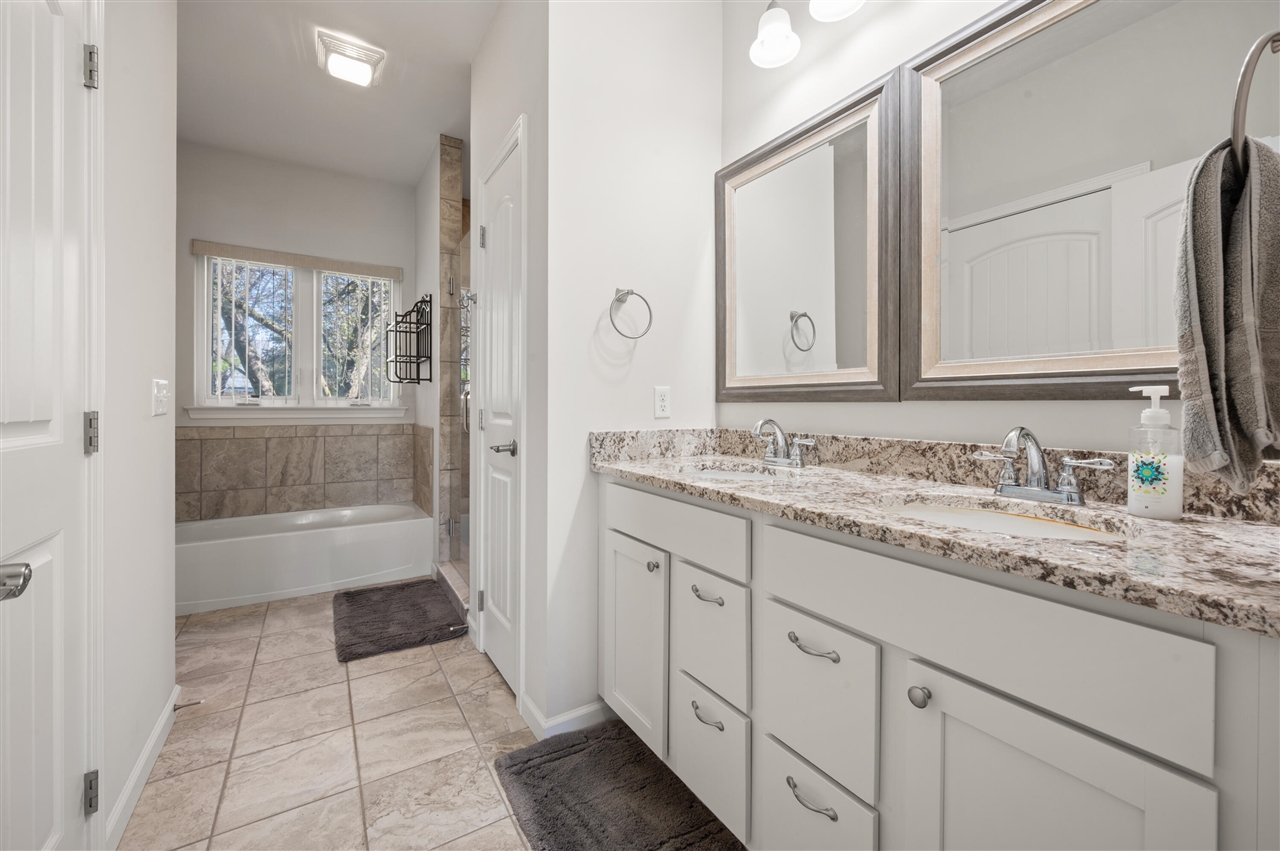 5785 Layton Road Fowlerville, MI 48836 - Photo 18 of 69