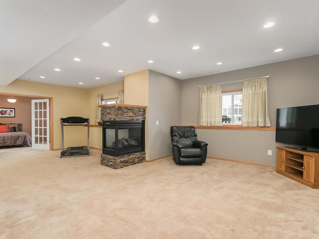 17984 MacIntosh Road Eden Prairie, MN 55347 - Photo 22 of 28 Gallery Image 22
