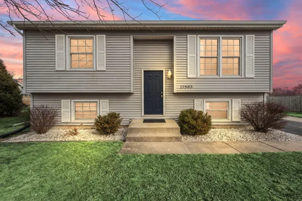 $2,600 | 17583 Marion Drive, Lowell, IN 46356