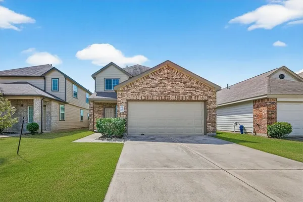 $2,300 | 17247 Quiet Song Court, Richmond, TX 77407