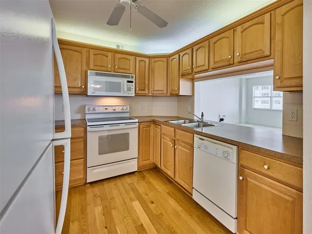 $500,000 | 111 North Pompano Beach Boulevard, Unit 907, Pompano Beach, FL 33062