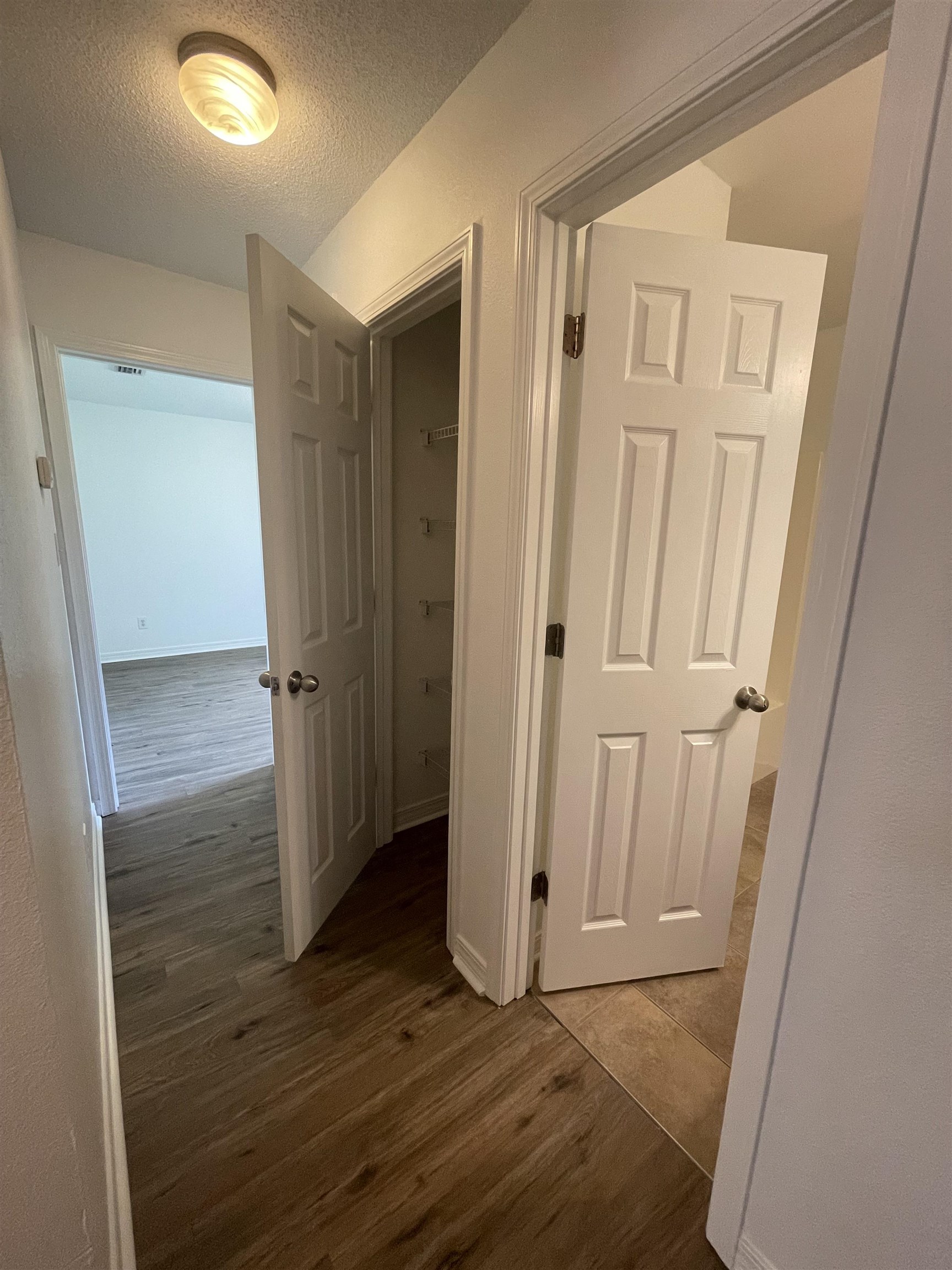 8235 Pecan Court Daphne, AL 36526 - Photo 20 of 23 Guest Hallway