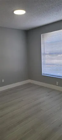 $2,100 | 1405 Castleworks Lane, Tarpon Springs, FL 34689