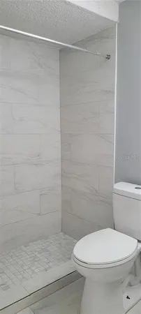 $2,100 | 1405 Castleworks Lane, Tarpon Springs, FL 34689