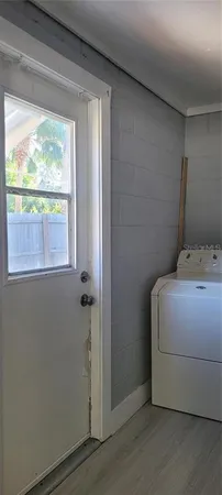 $2,100 | 1405 Castleworks Lane, Tarpon Springs, FL 34689