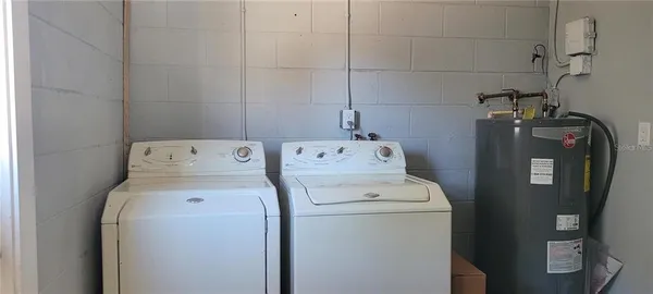 $2,100 | 1405 Castleworks Lane, Tarpon Springs, FL 34689