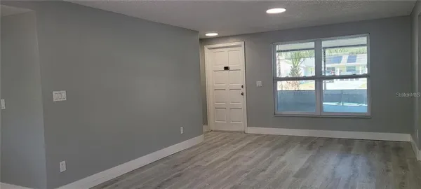 $2,100 | 1405 Castleworks Lane, Tarpon Springs, FL 34689