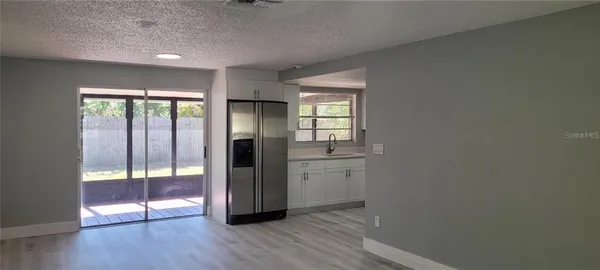 $2,100 | 1405 Castleworks Lane, Tarpon Springs, FL 34689