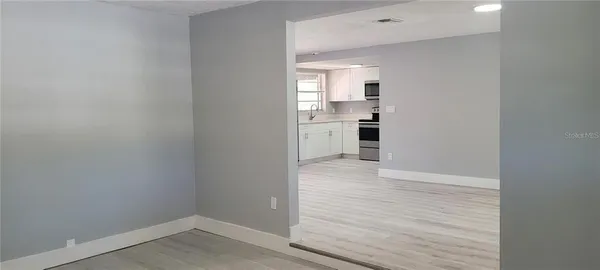 $2,100 | 1405 Castleworks Lane, Tarpon Springs, FL 34689