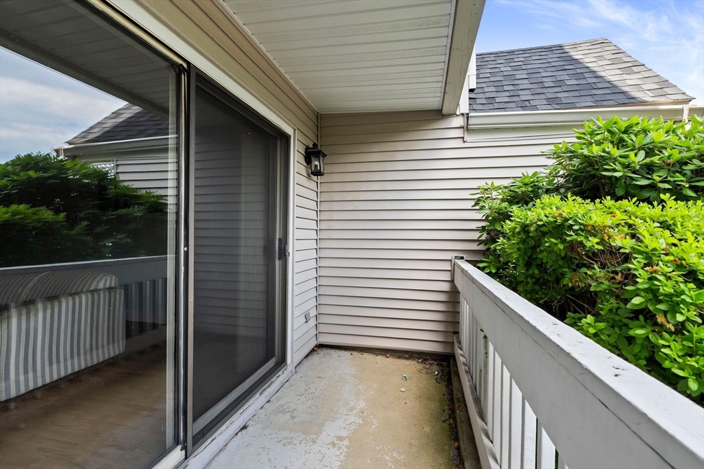 15 Bower Road, Unit E1 Quincy, MA 02169 - Photo 26 of 34