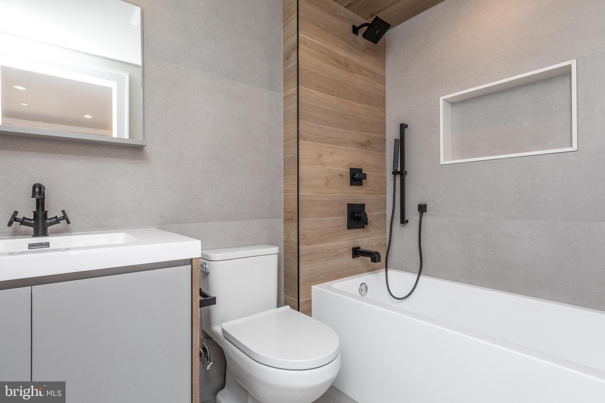 2110 Cherry Street Philadelphia, PA 19103 - Photo 18 of 47