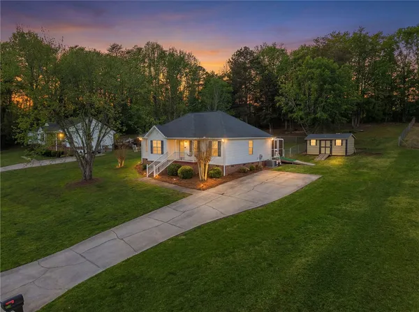 $250,000 | 111 Logan Lane, Easley, SC 29640