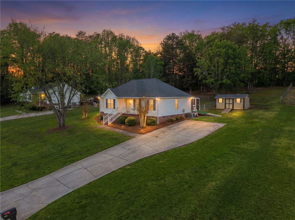 111 Logan Lane Easley, SC 29640 - Photo 1 of 33