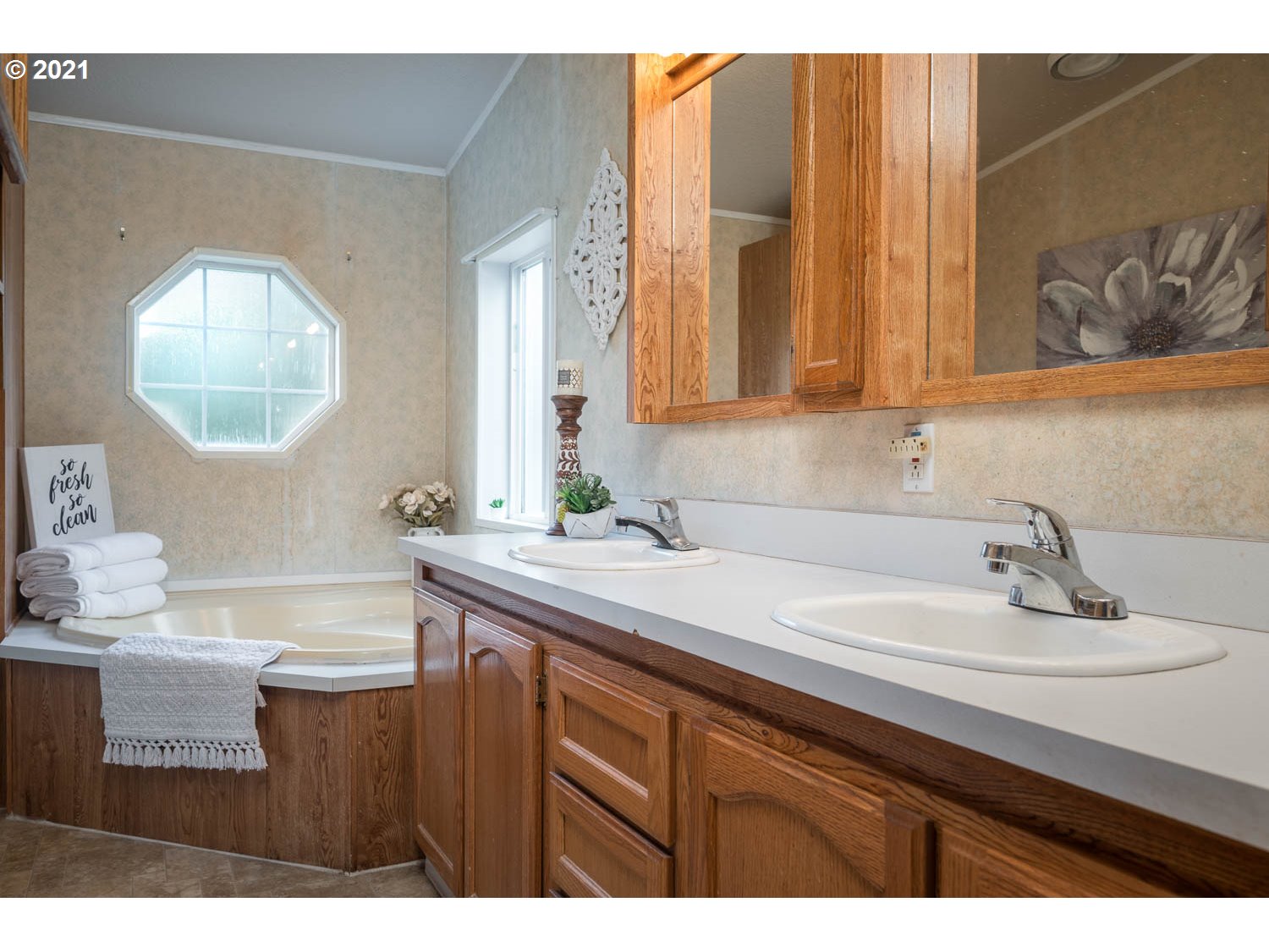 23912 South Upper Highland Road Beavercreek, OR 97004 - Photo 20 of 32