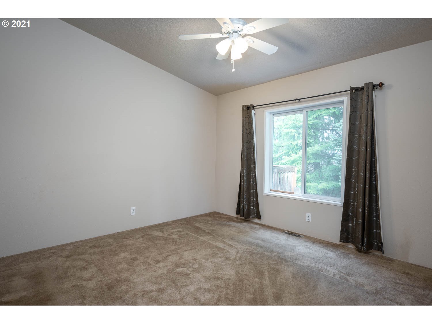 23912 South Upper Highland Road Beavercreek, OR 97004 - Photo 23 of 32