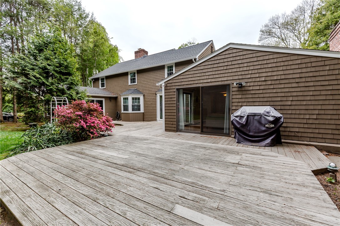 7 White Birch Road Cranston, RI 02920 - Photo 43 of 44
