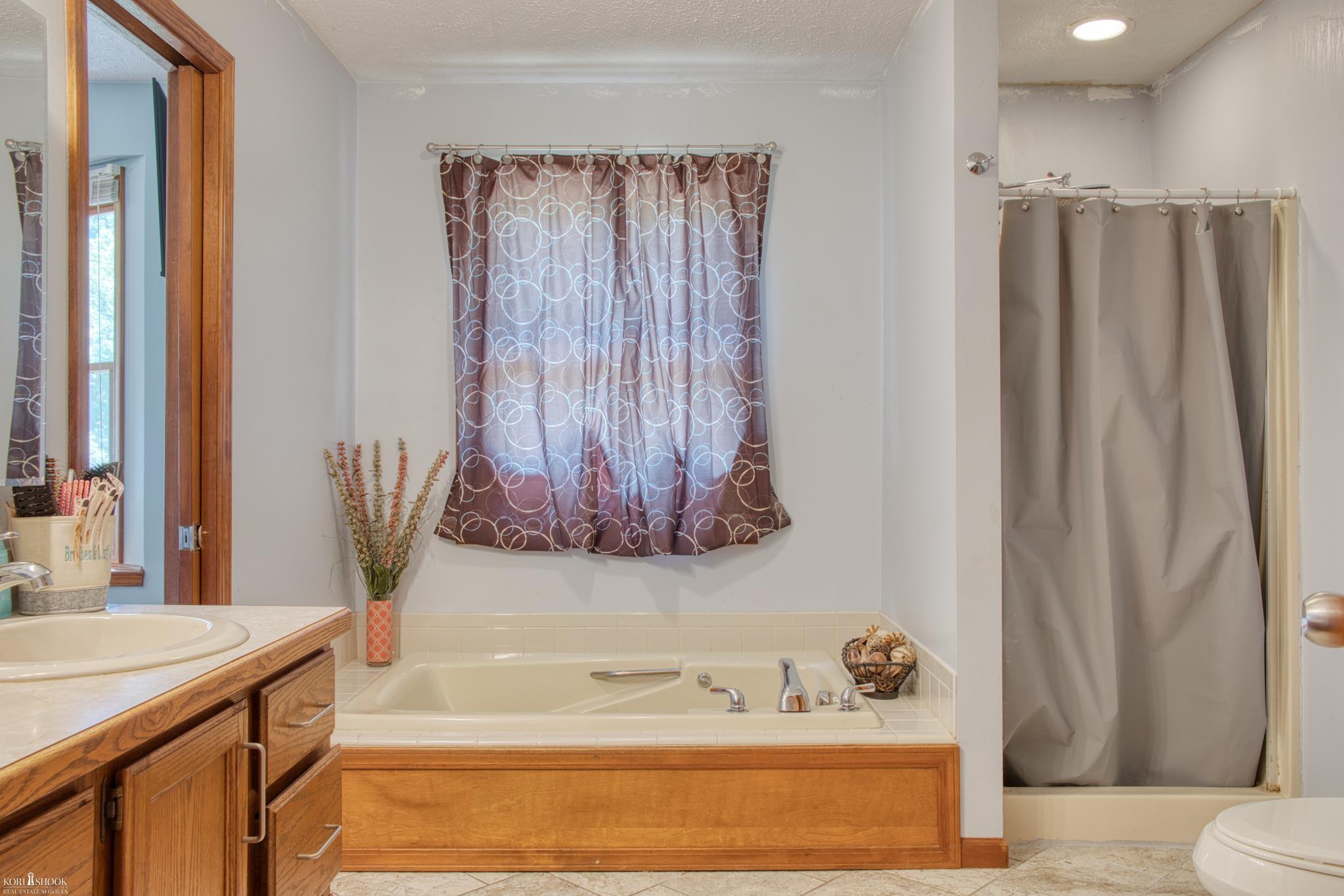 3083 Meadow Brook Road Owosso, MI 48867 - Photo 15 of 26
