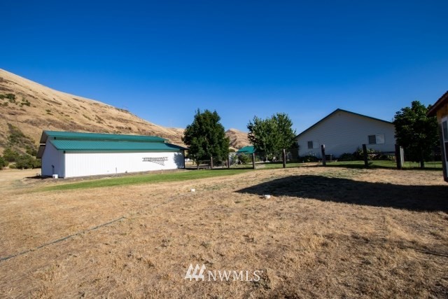 1936 Tucannon Road Pomeroy, WA 99347 - Photo 19 of 37
