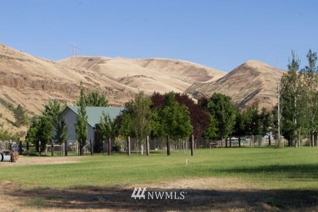 1936 Tucannon Road Pomeroy, WA 99347 - Photo 29 of 37