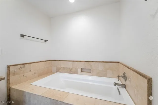 $630,000 | 316 Santa Monica Drive, Henderson, NV 89014