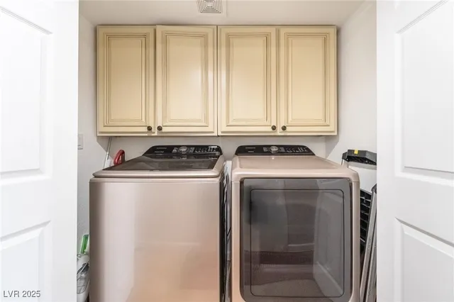 $630,000 | 316 Santa Monica Drive, Henderson, NV 89014