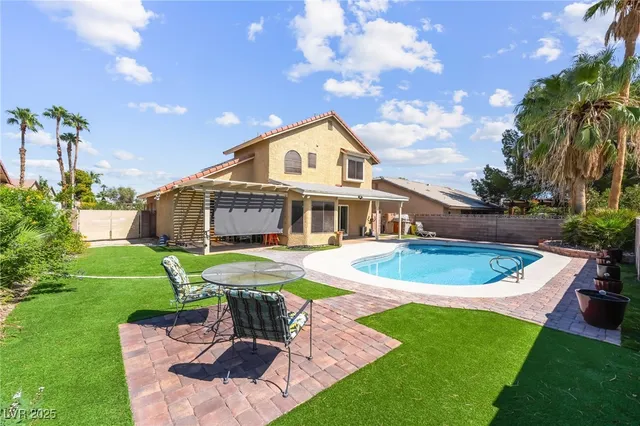 $630,000 | 316 Santa Monica Drive, Henderson, NV 89014