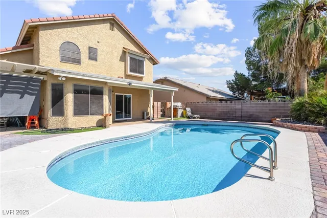 $630,000 | 316 Santa Monica Drive, Henderson, NV 89014