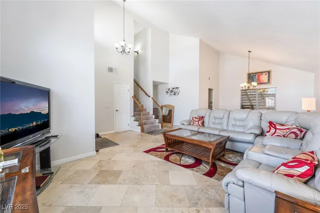 $630,000 | 316 Santa Monica Drive, Henderson, NV 89014