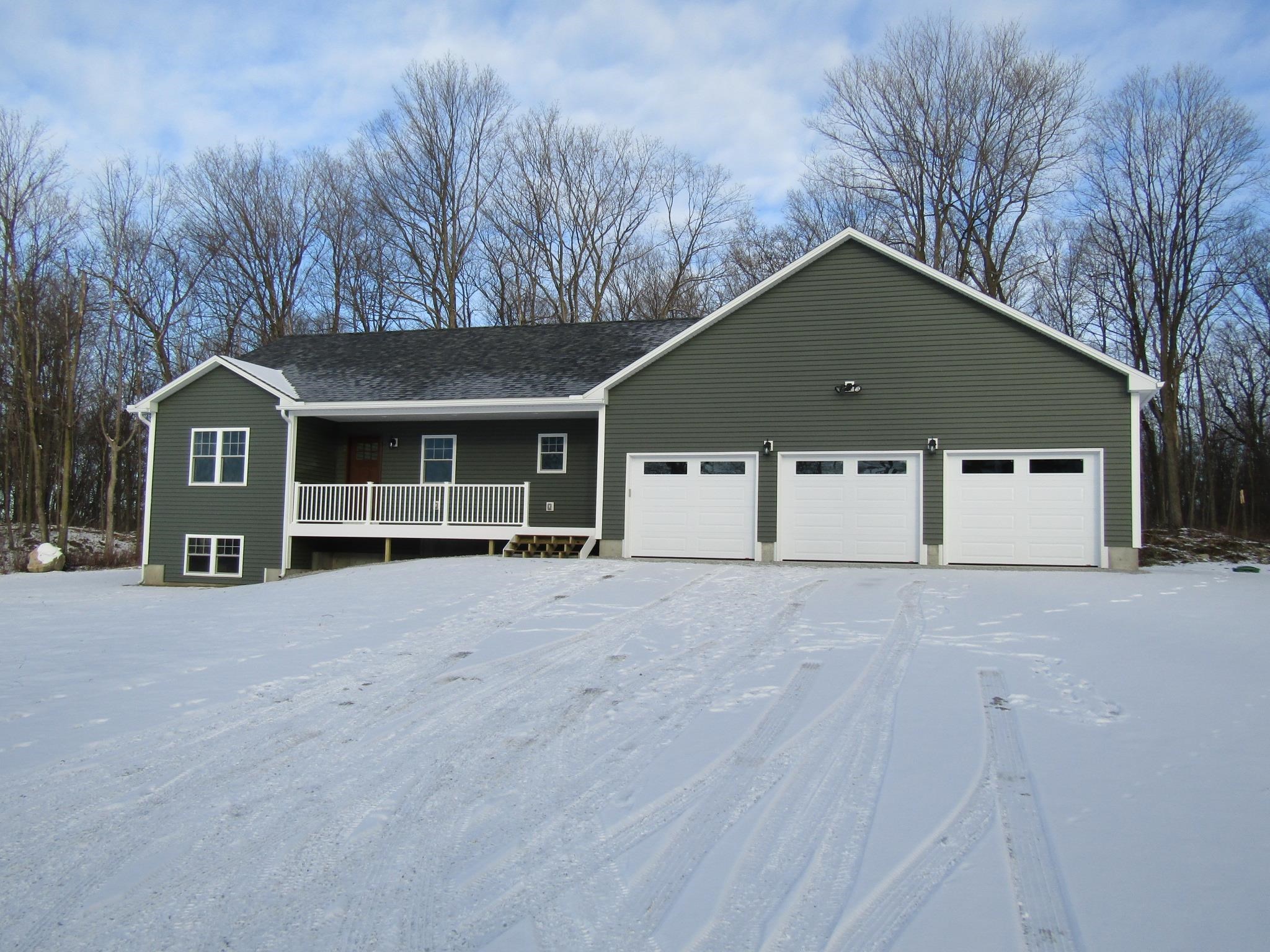 36 Maple Grove Estates Swanton, VT 05488 - Photo 2 of 27