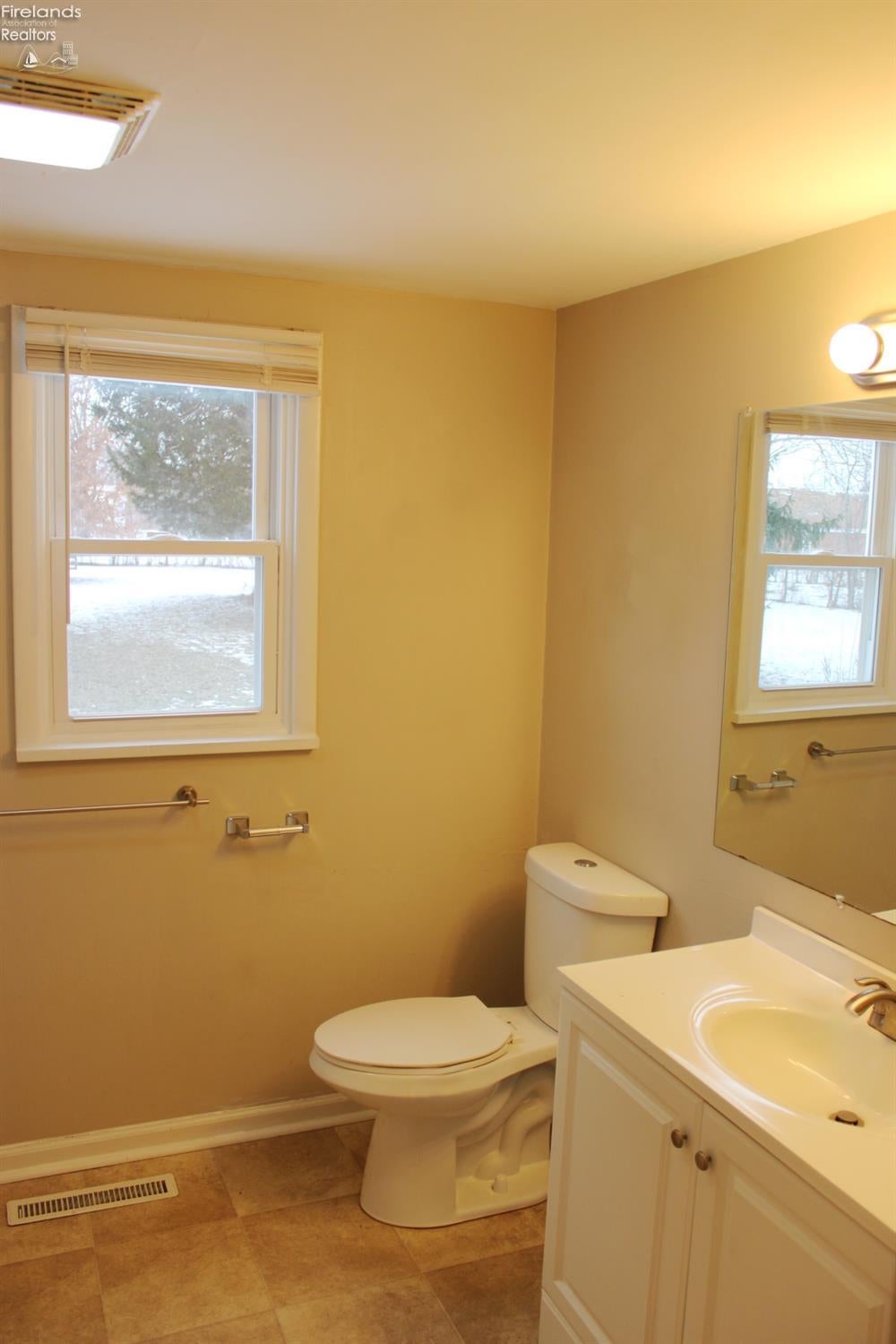 8215 Portland Road Castalia, OH 44824 - Photo 11 of 18 Gallery Image 11
