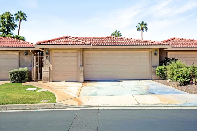 a house view with a outdoor space