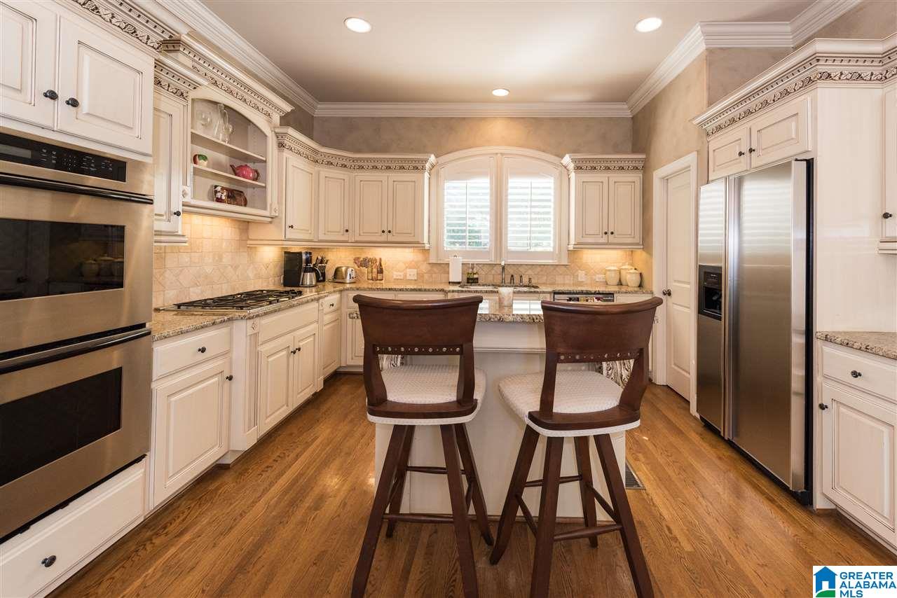 1516 Highland Gate Point Birmingham, AL 35244 - Photo 10 of 48