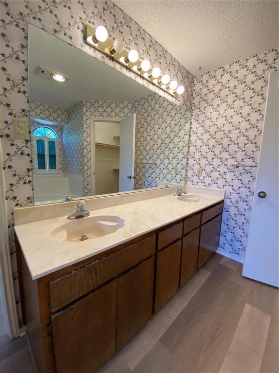 1124 Dove Hollow Road Granbury, TX 76048 - Photo 7 of 12