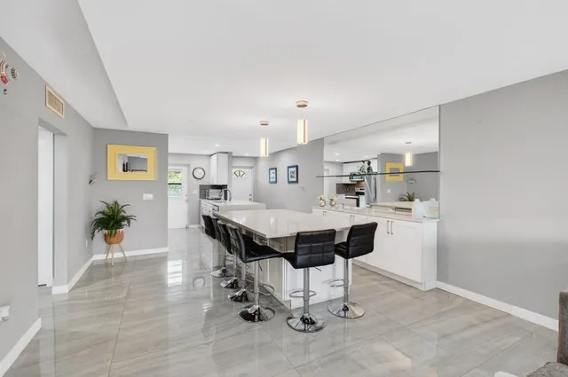 $449,000 | 777 Jeffery Street, Unit 302, Boca Raton, FL 33487