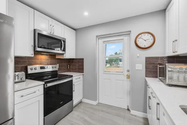 $449,000 | 777 Jeffery Street, Unit 302, Boca Raton, FL 33487