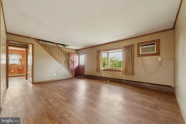 $379,900 | 14 Cinnamon Road, Levittown, PA 19057