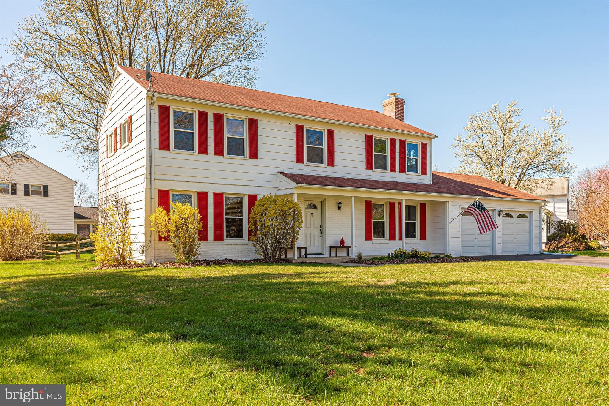 Located on .46 acres in the HEART of Poolesville!