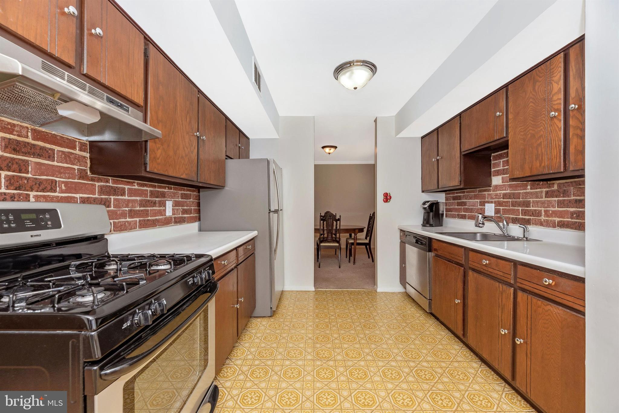 17200 Hughes Road Poolesville, MD 20837 - Photo 4 of 62