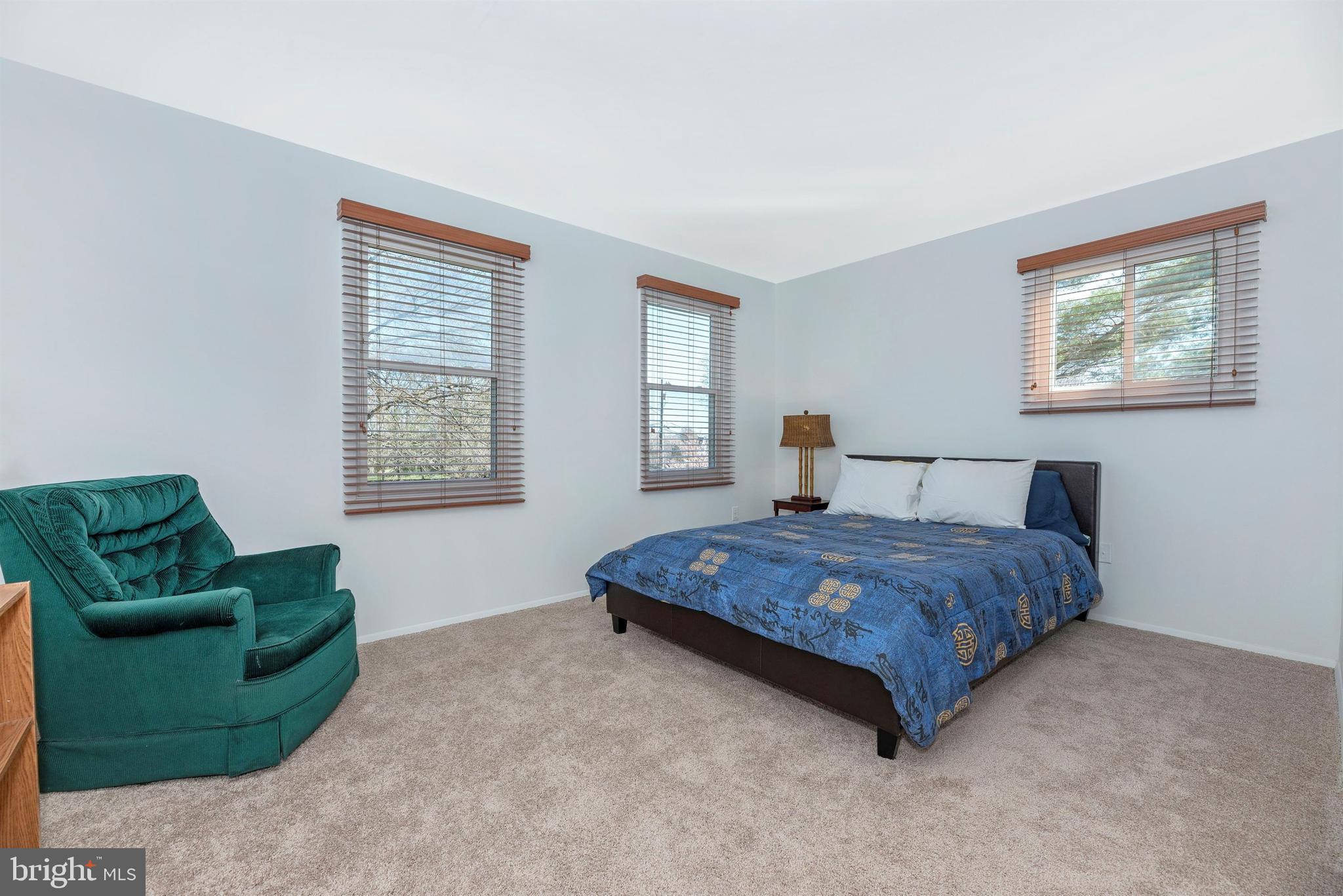17200 Hughes Road Poolesville, MD 20837 - Photo 36 of 62 HUGE Bedroom #2