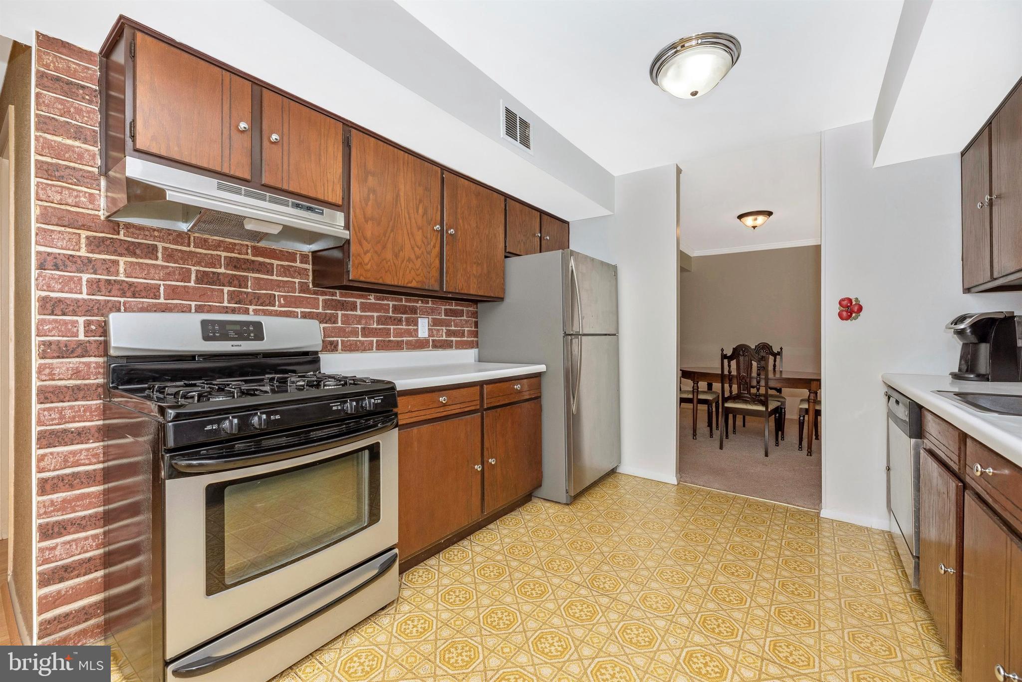 17200 Hughes Road Poolesville, MD 20837 - Photo 5 of 62