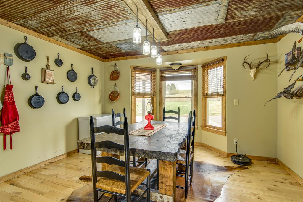 545 Haley Road Burns, TN 37029 - Photo 11 of 30 a view of a livingroom with furniture and window